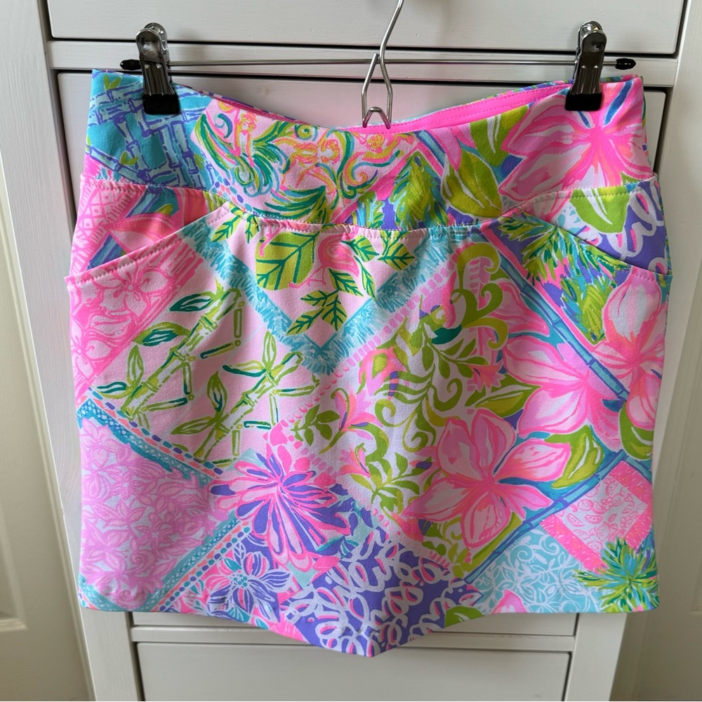 EUC Lilly Pulitzer Monica Skort UPF 50+ in Multi Block Party Golf. Sz. 6.